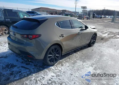 2024 Mazda Mazda3 2.5 Carbon Turbo z USA, uszkodzony, nr VIN JM1BPBYY8R1702715